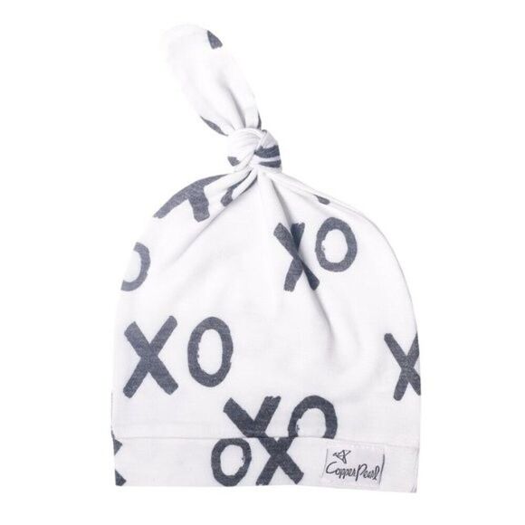 Copper Pearl Gift Set in XOXO - Swaddle, Headband, Hat - Picture 3 of 4